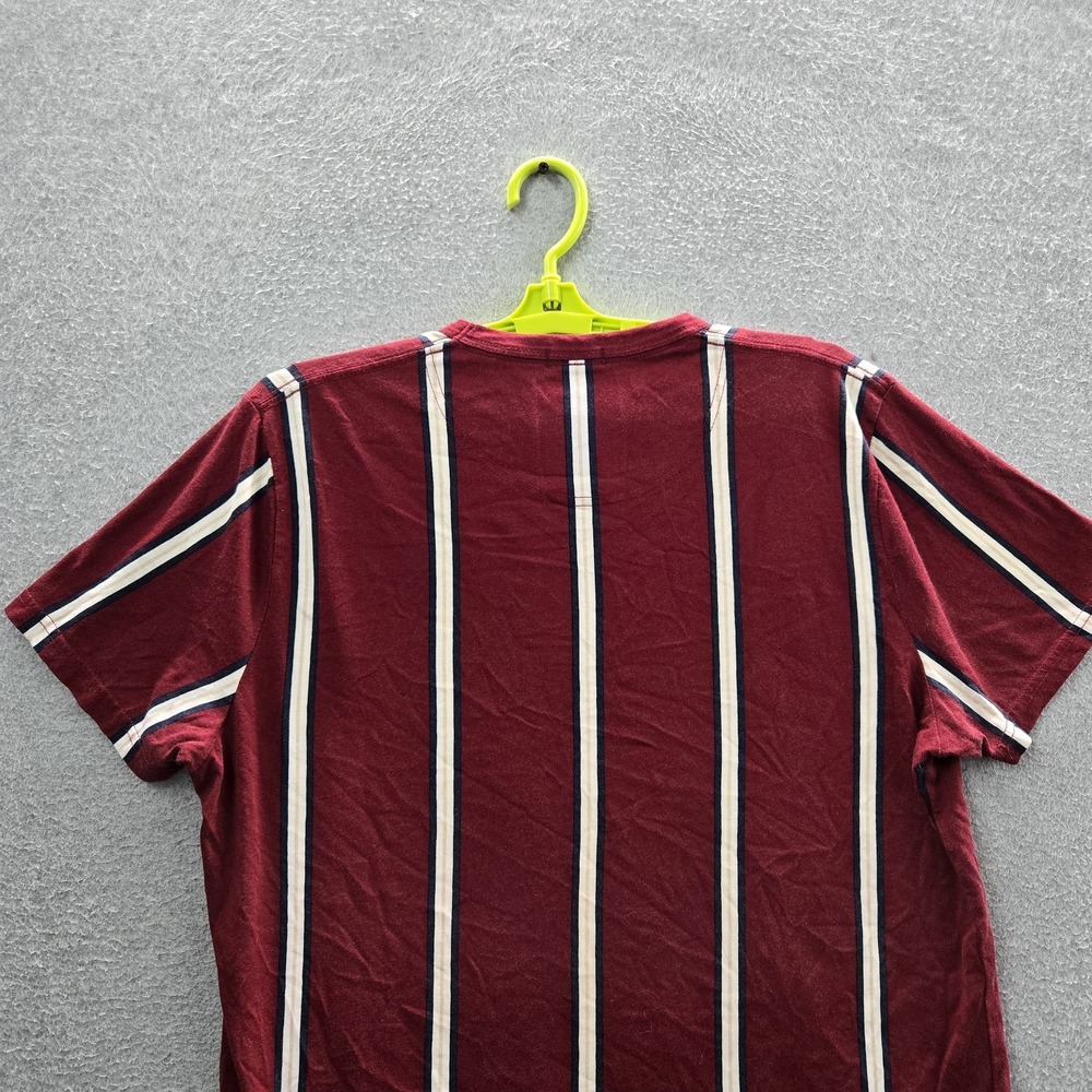 Hollister Men Shirt L Red Striped Hollister Spellout Logo Short Sleeve Embroider - Picture 9 of 9
